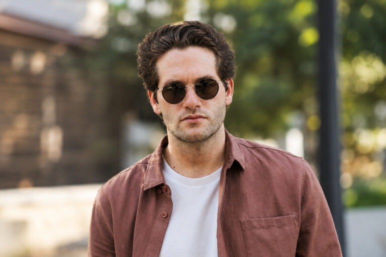 Professional DSLR Portrait Prompt for Realistic AI Photos, AI image prompt result